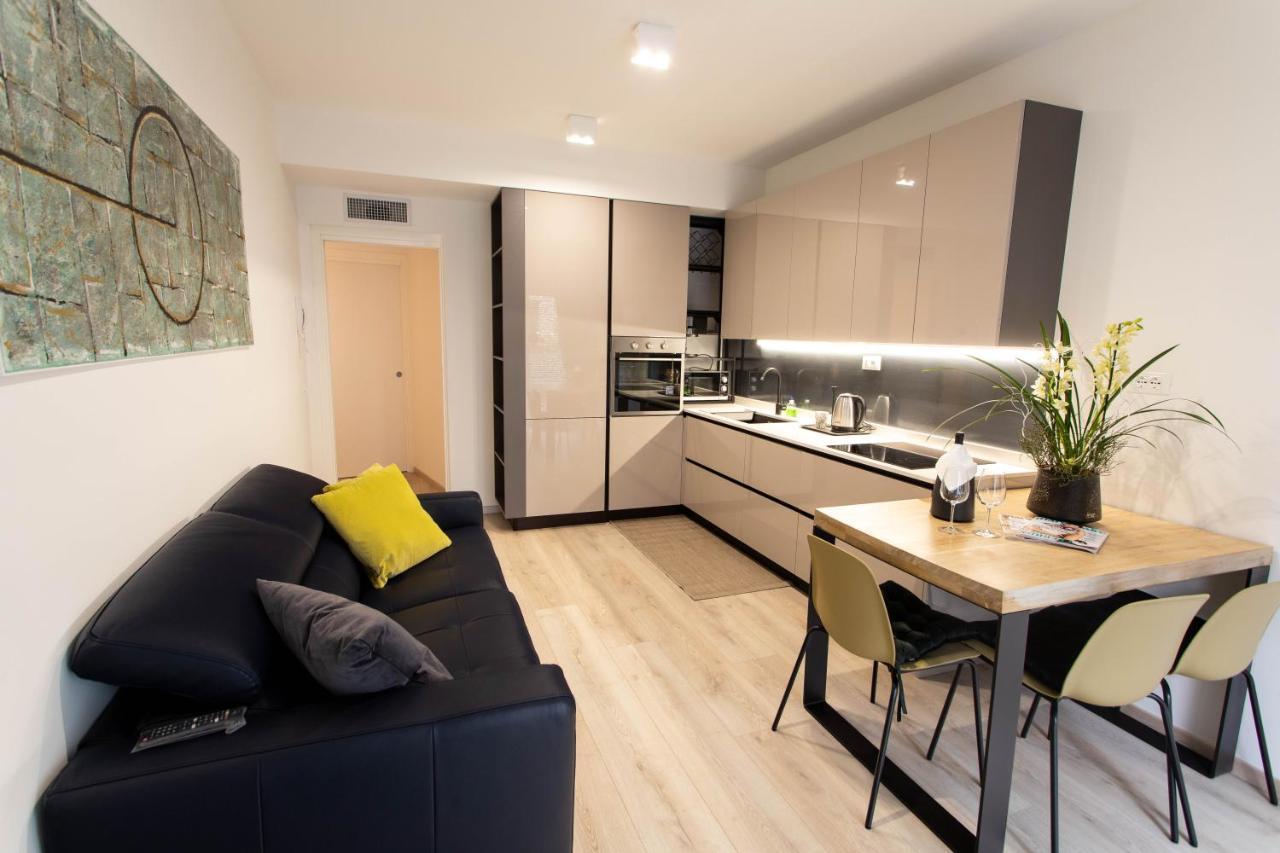 Moderno Appartamento 140 Bassano Centro Bassano del Grappa Ngoại thất bức ảnh